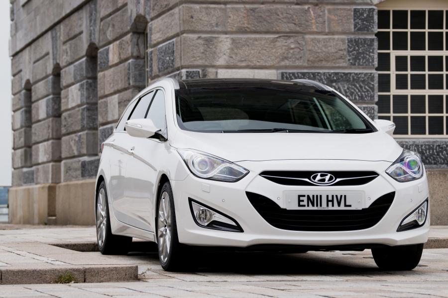  Hyundai i40 Station Wagon CRDi 2011 года  (UK) (фото 105 из 146)